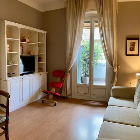 Giulia Flat - Metro Lambrate & Terrace Apartment