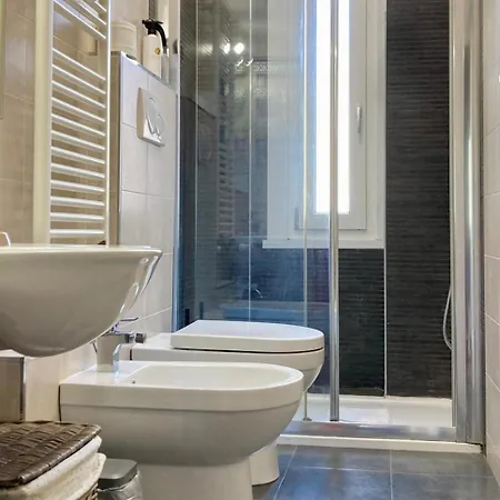 Giulia Flat - Metro Lambrate & Terrace Apartment